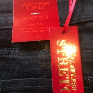 2) BRAND NEW JENNIFER LOPEZ BLACK STRETCH JEANS SIZE 12!!BRAND NEW WITH ALLTAGS!